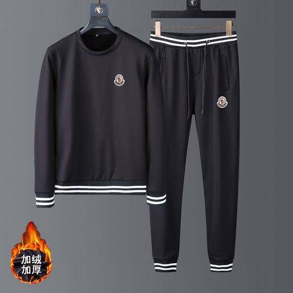 Moncler Tracksuit Mens ID:20220122-565